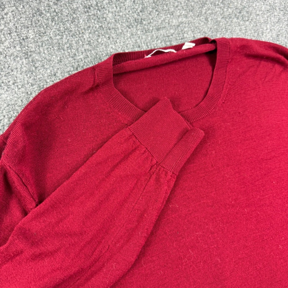 Uniqlo 100% Wool Crewneck Sweater Medium Burgundy Red Men's